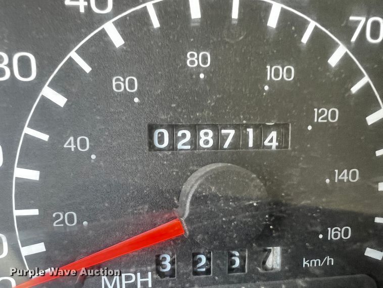 image for item JH9385 2005 Ford F750 Super Duty  crane truck