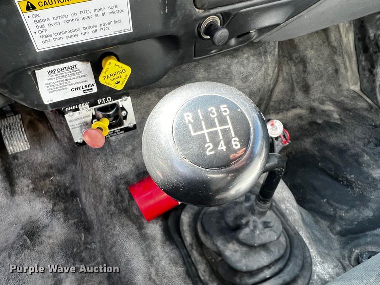 image for item JH9385 2005 Ford F750 Super Duty  crane truck