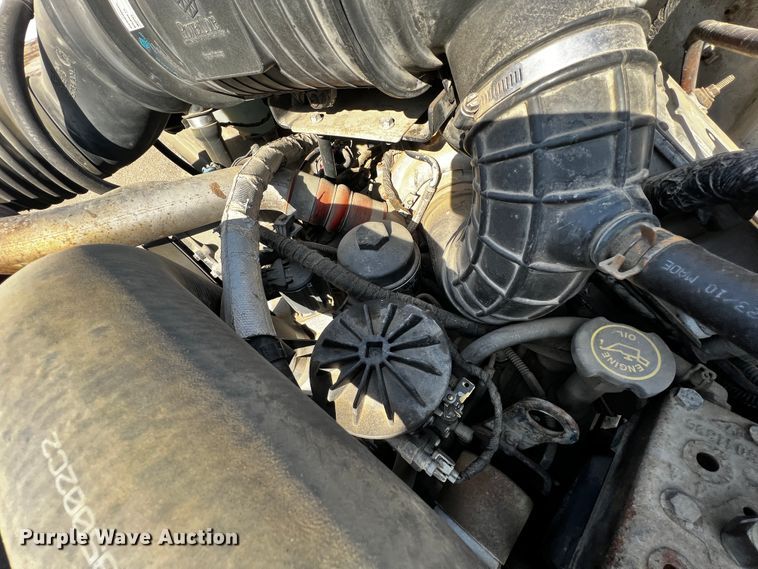 image for item JH9385 2005 Ford F750 Super Duty  crane truck