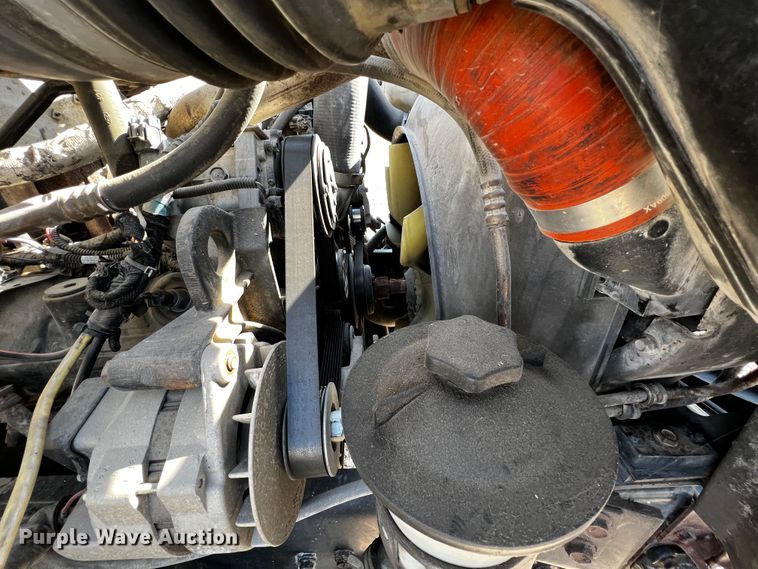 image for item JH9385 2005 Ford F750 Super Duty  crane truck