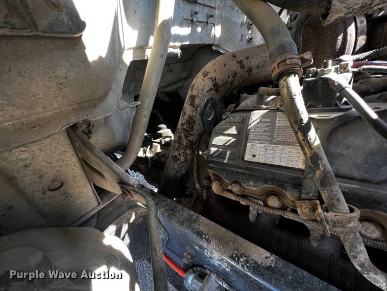 image for item JH9385 2005 Ford F750 Super Duty  crane truck