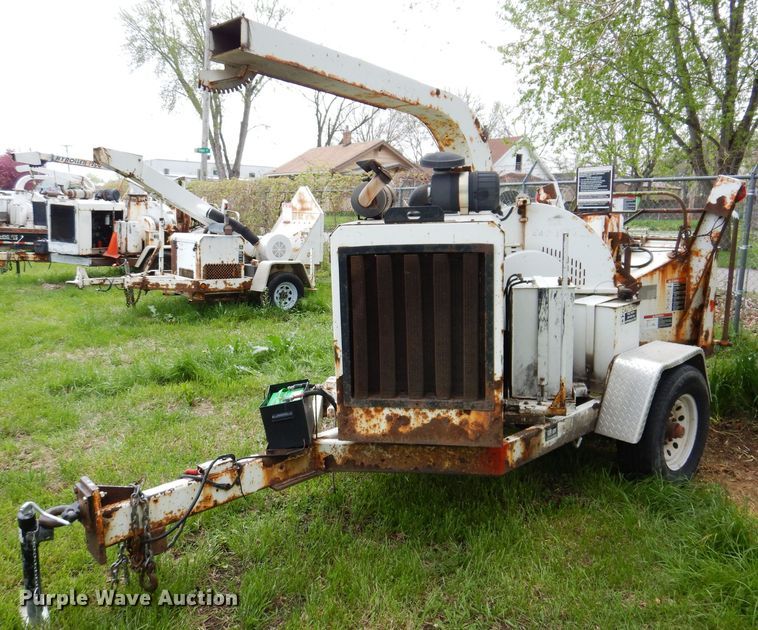 image for item JH9874 2008 Altec DC1217  wood chipper
