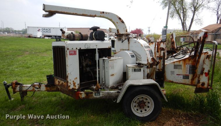 image for item JH9874 2008 Altec DC1217  wood chipper