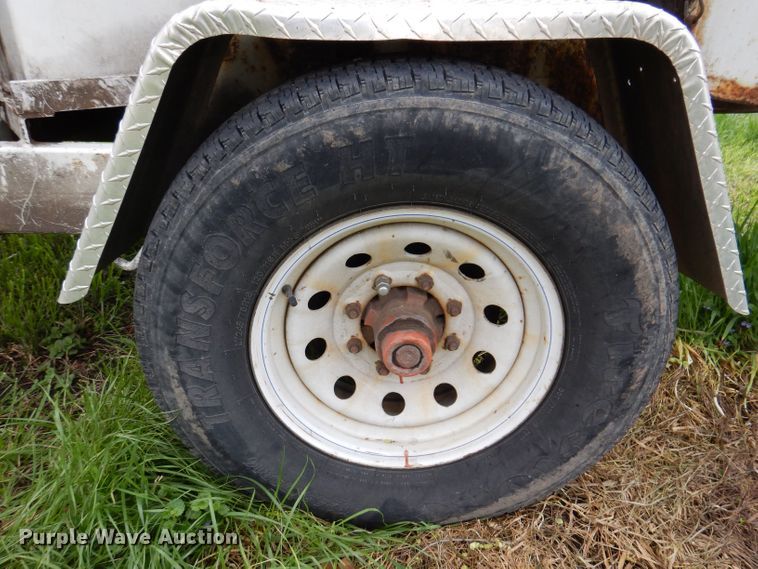 image for item JH9874 2008 Altec DC1217  wood chipper