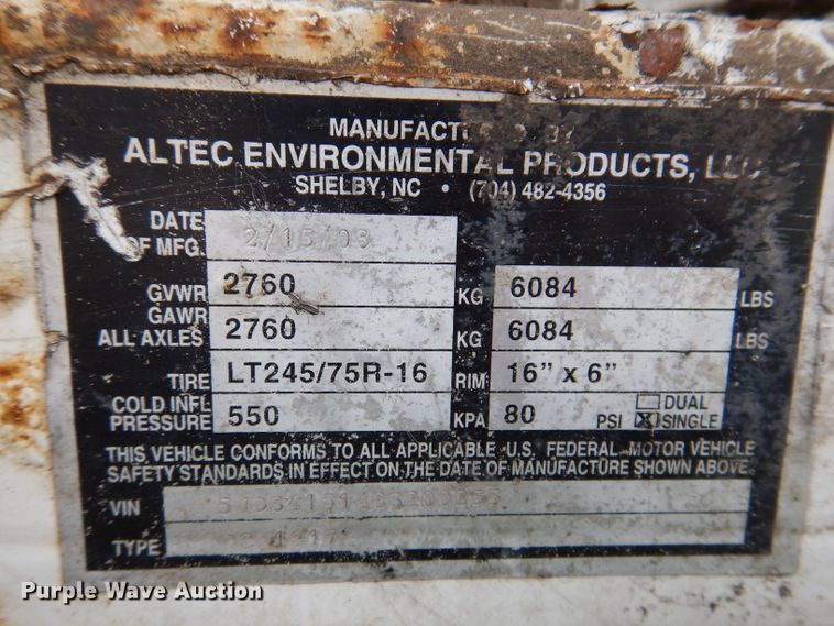 image for item JH9874 2008 Altec DC1217  wood chipper