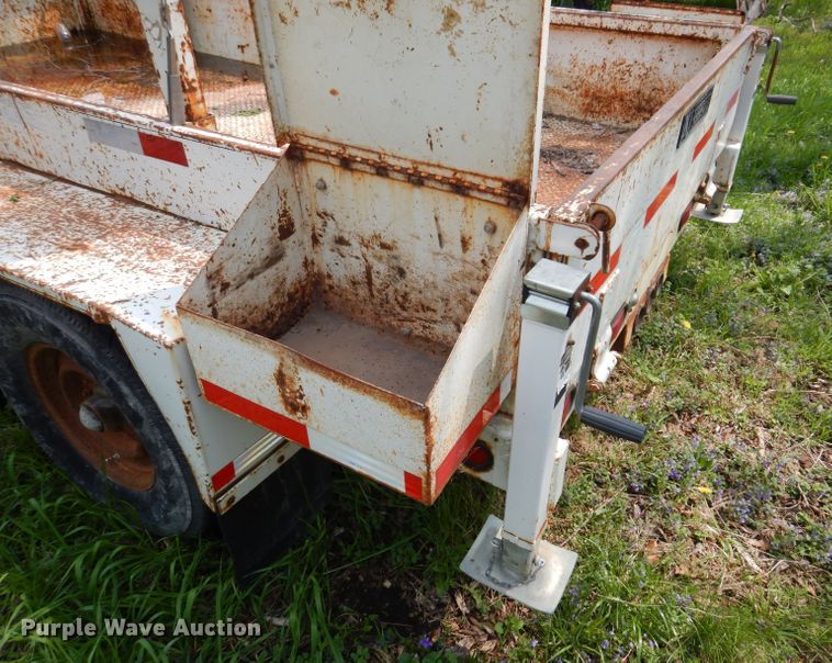 image for item JH9875 1999 Kiefer  reel trailer