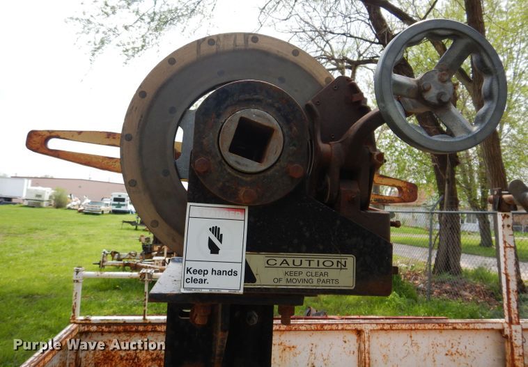 image for item JH9875 1999 Kiefer  reel trailer