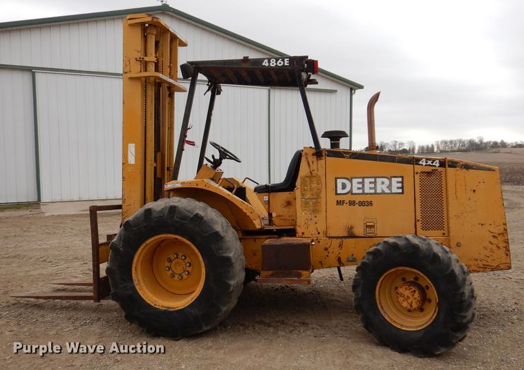 image for item JH9878 1997 John Deere 486E  forklift