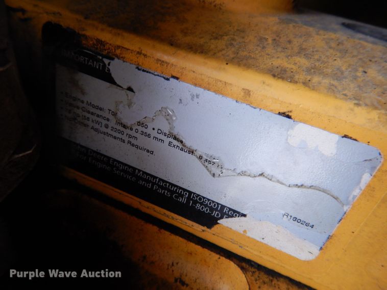 image for item JH9878 1997 John Deere 486E  forklift