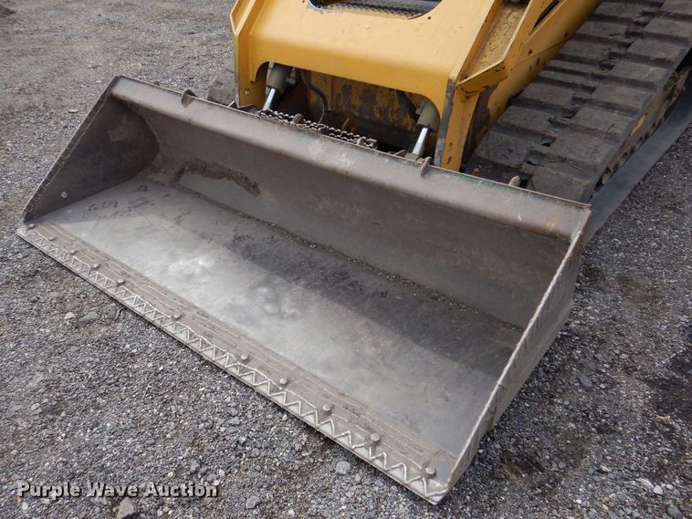 image for item JH9880 2014 Caterpillar 289D  tracked skid steer loader