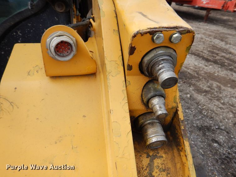 image for item JH9880 2014 Caterpillar 289D  tracked skid steer loader