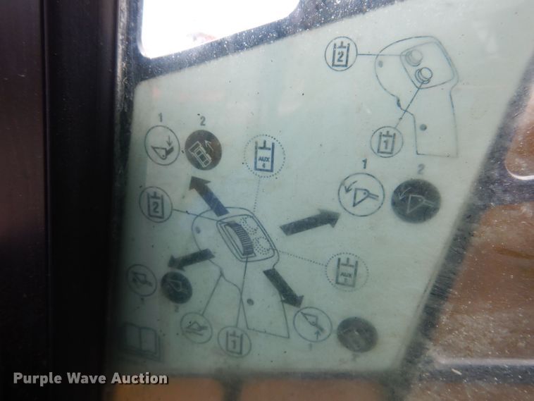 image for item JH9880 2014 Caterpillar 289D  tracked skid steer loader