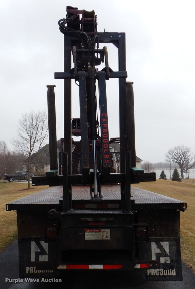 image for item JK9426 1998 Ford Louisville  crane truck