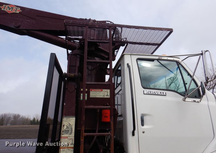 image for item JK9426 1998 Ford Louisville  crane truck