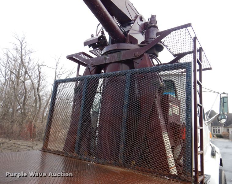 image for item JK9426 1998 Ford Louisville  crane truck