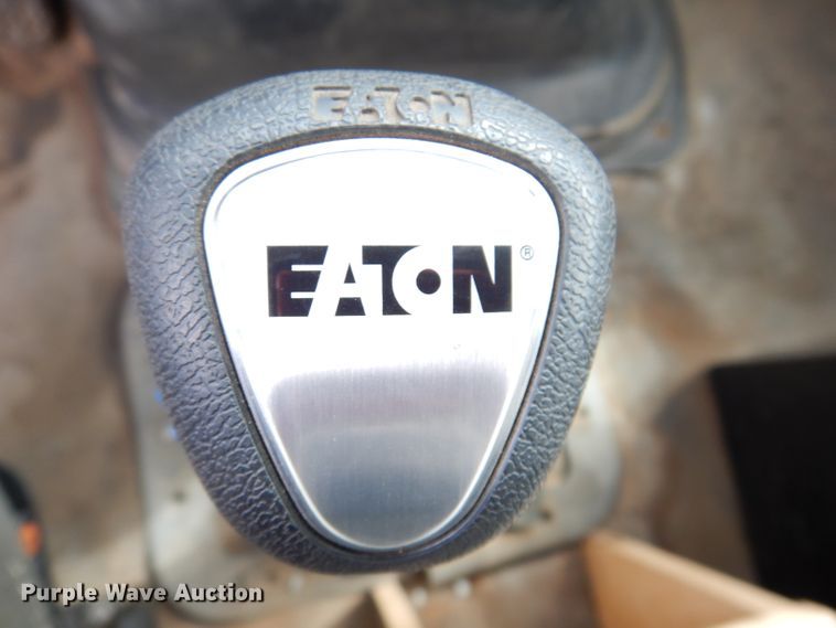 image for item JK9426 1998 Ford Louisville  crane truck