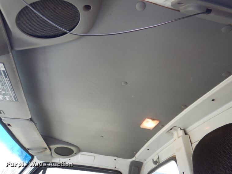 image for item JK9426 1998 Ford Louisville  crane truck