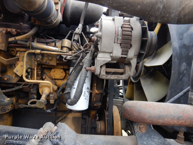 image for item JK9426 1998 Ford Louisville  crane truck