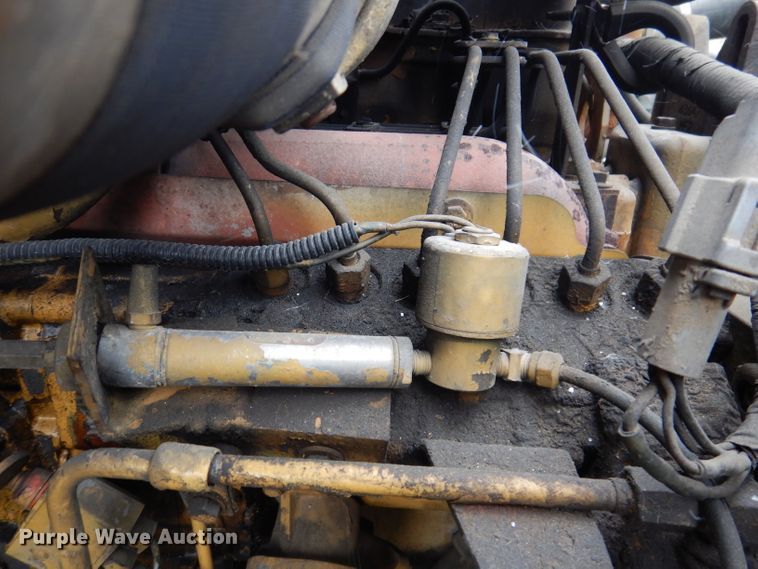 image for item JK9426 1998 Ford Louisville  crane truck