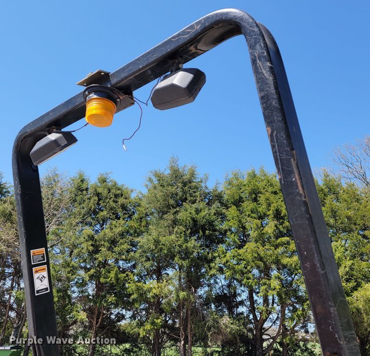 image for item JL9573 LeeBoy 400 Super  double drum vibratory roller