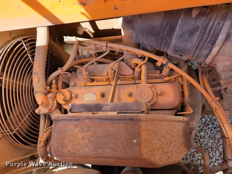 image for item JL9573 LeeBoy 400 Super  double drum vibratory roller