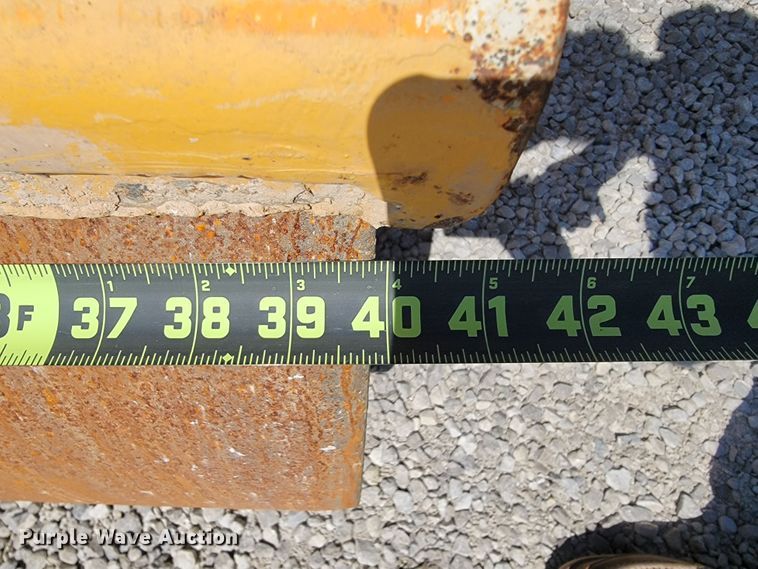 image for item JL9573 LeeBoy 400 Super  double drum vibratory roller