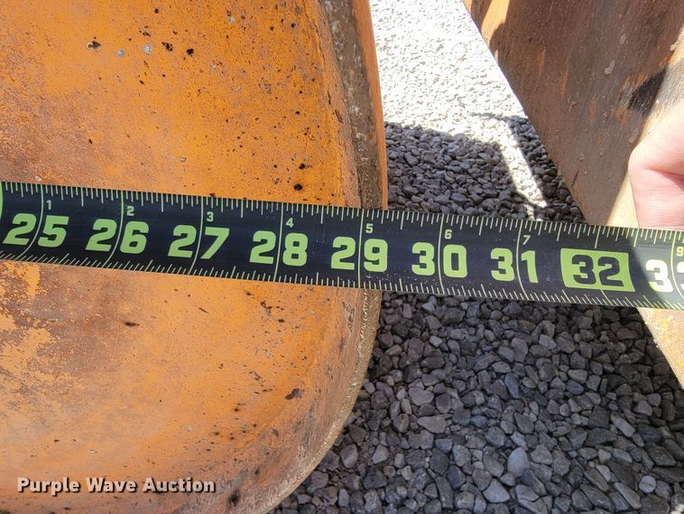 image for item JL9573 LeeBoy 400 Super  double drum vibratory roller