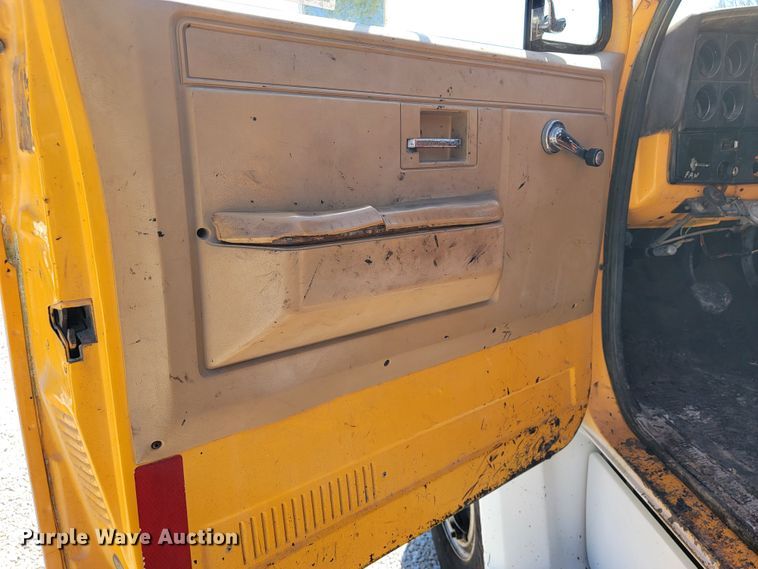 image for item JL9574 1987 Chevrolet C70  oil distributor truck