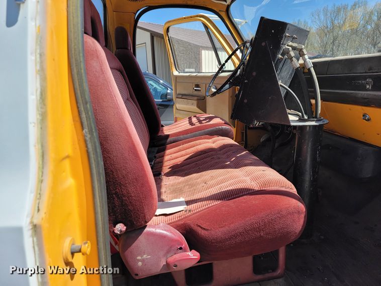 image for item JL9574 1987 Chevrolet C70  oil distributor truck