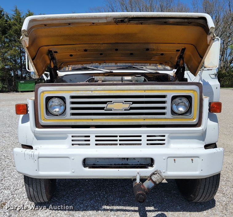 image for item JL9574 1987 Chevrolet C70  oil distributor truck