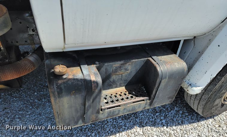 image for item JL9574 1987 Chevrolet C70  oil distributor truck