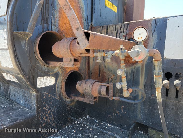 image for item JL9574 1987 Chevrolet C70  oil distributor truck