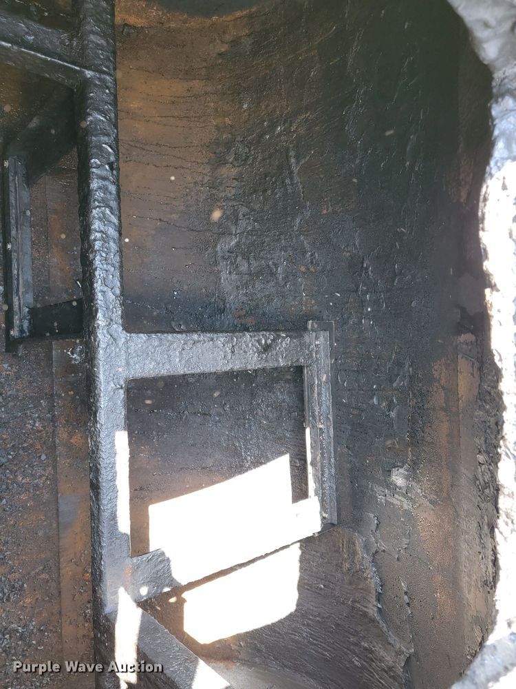 image for item JL9576 Seal-rite  seal coat trailer