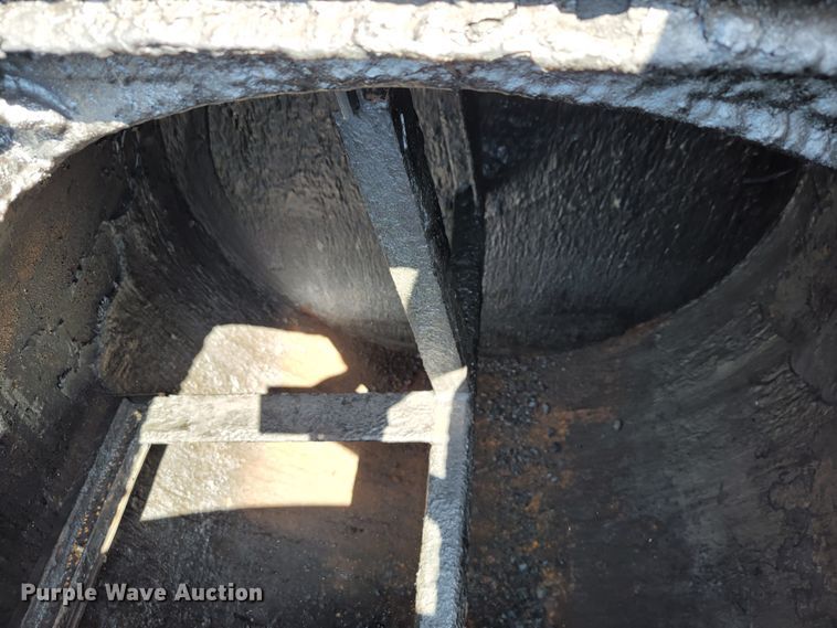 image for item JL9576 Seal-rite  seal coat trailer