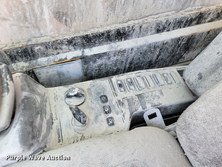 image for item JL9577 1997 Caterpillar 325BL  excavator