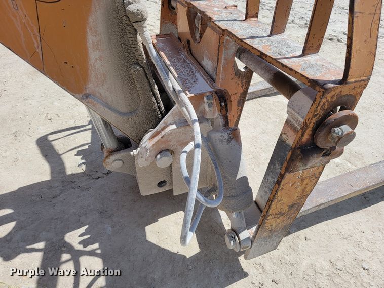 image for item JL9578 2004 Lull 1044C-54  telehandler