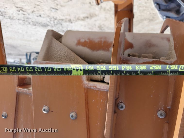 image for item JL9578 2004 Lull 1044C-54  telehandler