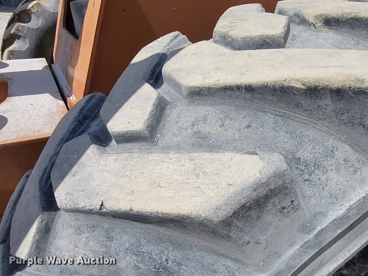 image for item JL9578 2004 Lull 1044C-54  telehandler