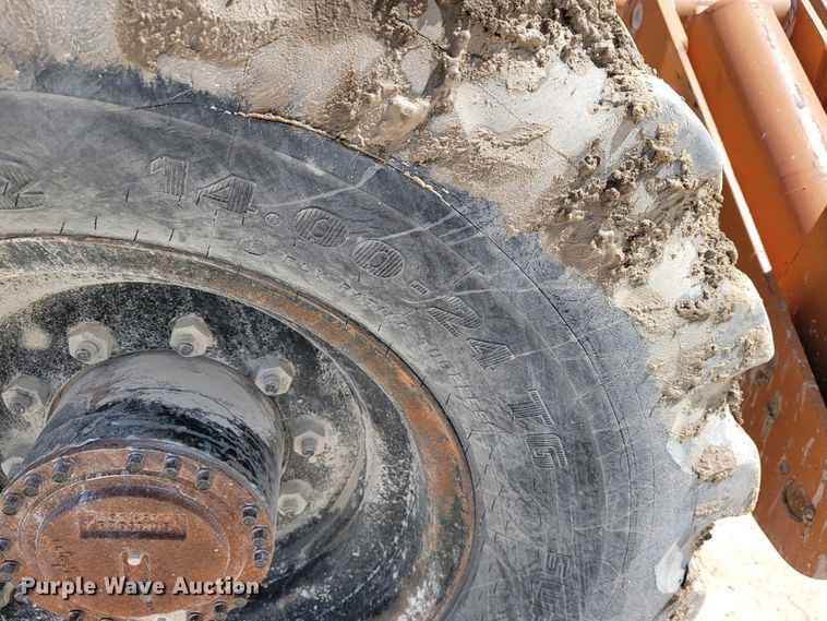 image for item JL9578 2004 Lull 1044C-54  telehandler