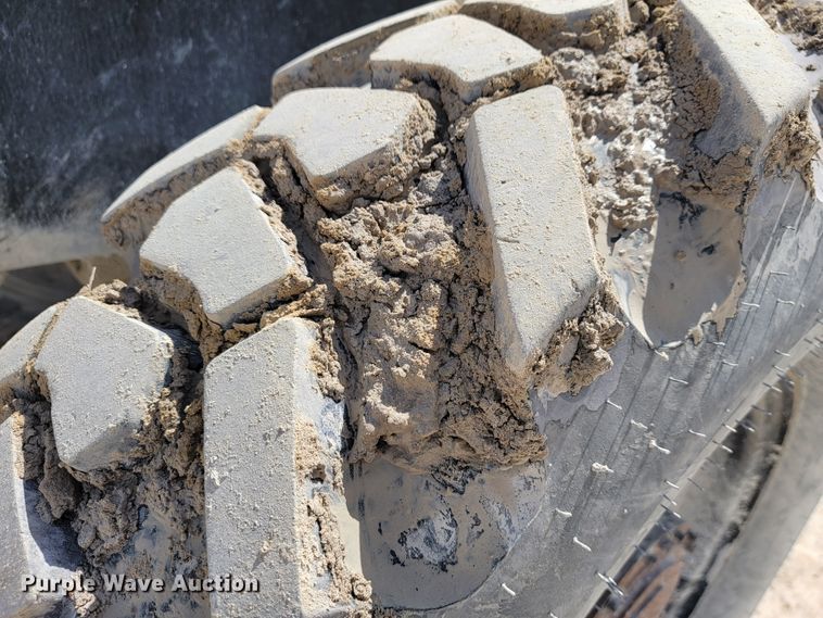 image for item JL9578 2004 Lull 1044C-54  telehandler