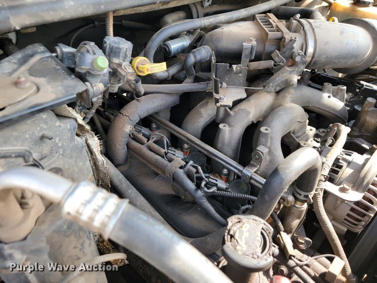 image for item JL9596 2002 Ford F350 Super Duty XL  bucket truck