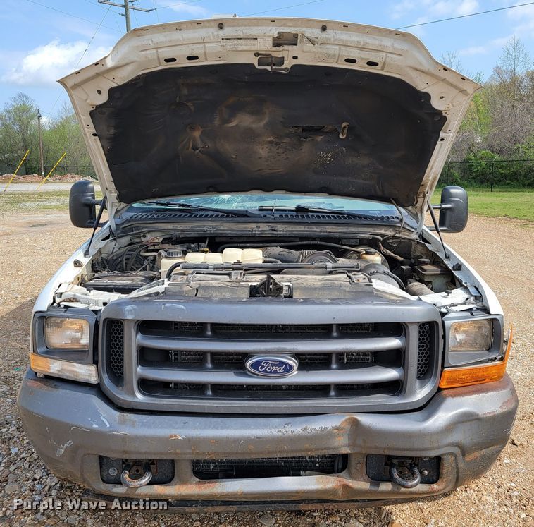 image for item JL9596 2002 Ford F350 Super Duty XL  bucket truck