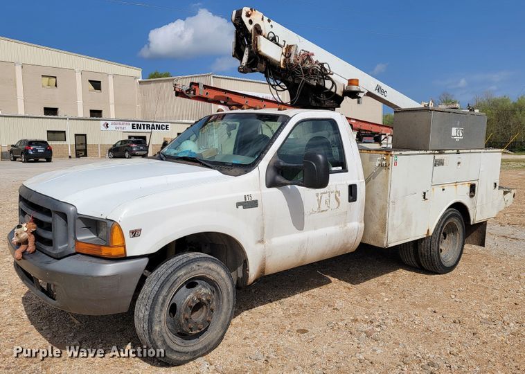 image for item JL9597 1999 Ford F450 Super Duty  bucket truck