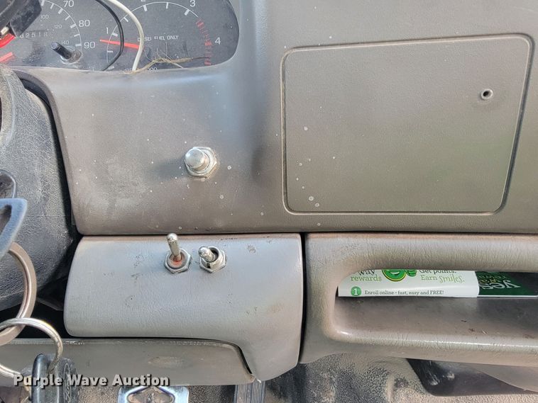 image for item JL9597 1999 Ford F450 Super Duty  bucket truck