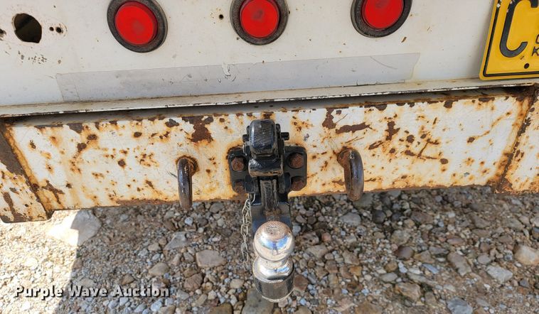 image for item JL9597 1999 Ford F450 Super Duty  bucket truck