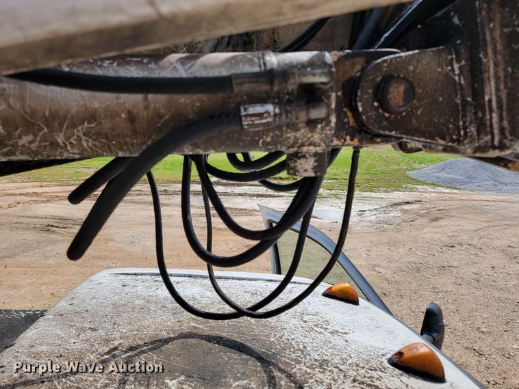 image for item JL9597 1999 Ford F450 Super Duty  bucket truck