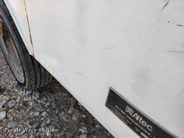 image for item JL9597 1999 Ford F450 Super Duty  bucket truck