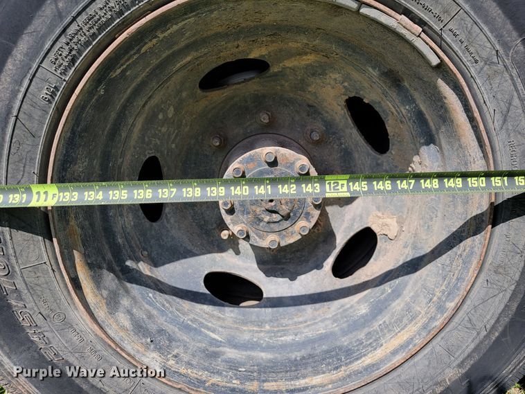 image for item JL9597 1999 Ford F450 Super Duty  bucket truck