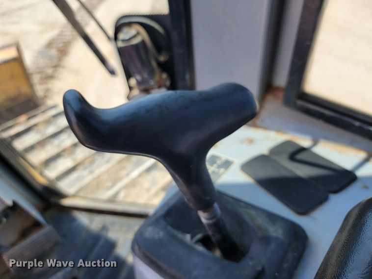 image for item JL9600 1999 John Deere 450H  dozer