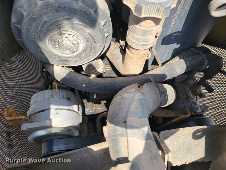 image for item JL9600 1999 John Deere 450H  dozer